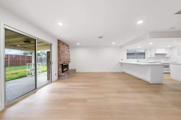 1516 Quail CIR, Roseville, CA 95661