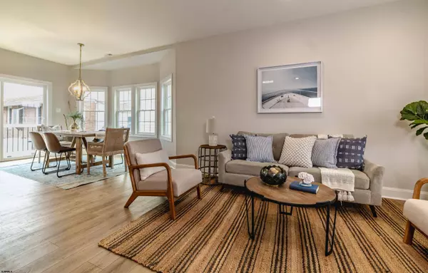 105 N Sacramento Ave, Ventnor, NJ 08406