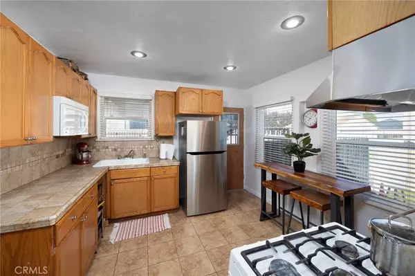 2057 W 96th ST, Los Angeles, CA 90047