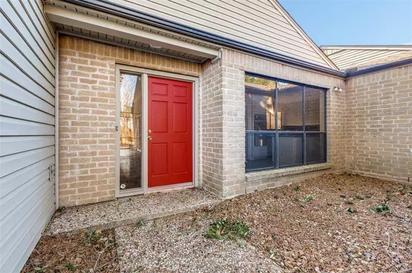 1819 Ash Meadow DR, Houston, TX 77090