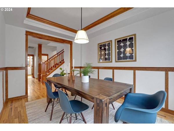 13310 NW HARTFORD ST, Portland, OR 97229