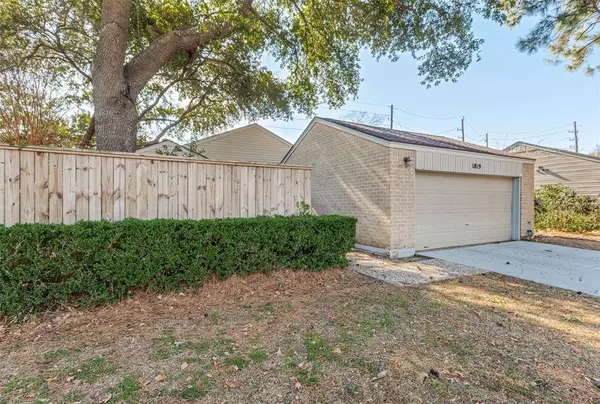 1819 Ash Meadow DR, Houston, TX 77090