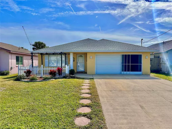 315 N 4TH ST, Flagler Beach, FL 32136