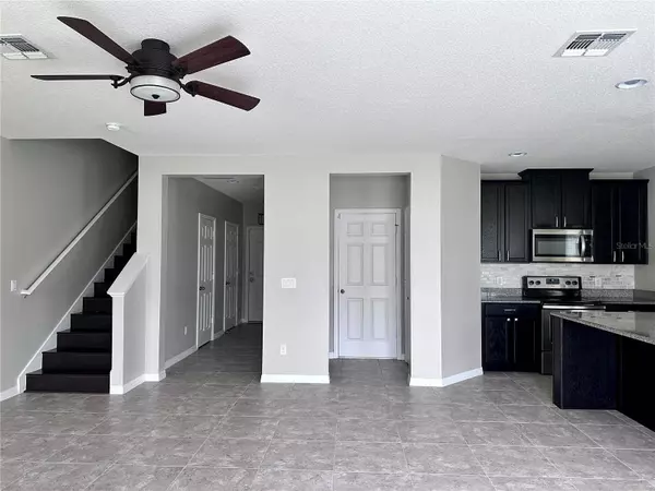 3380 MT VERNON WAY, Kissimmee, FL 34741