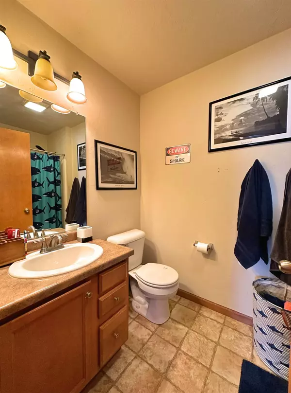 2643 GRASSY LN, Neenah, WI 54956