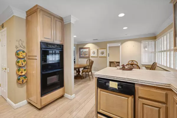 116 Clunie DR, Sacramento, CA 95864