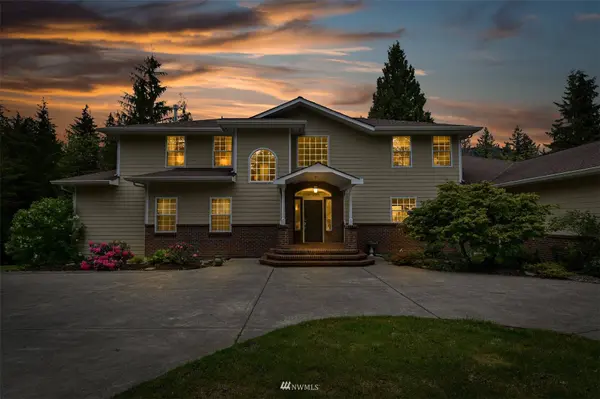 26506 SE 230th ST, Maple Valley, WA 98038