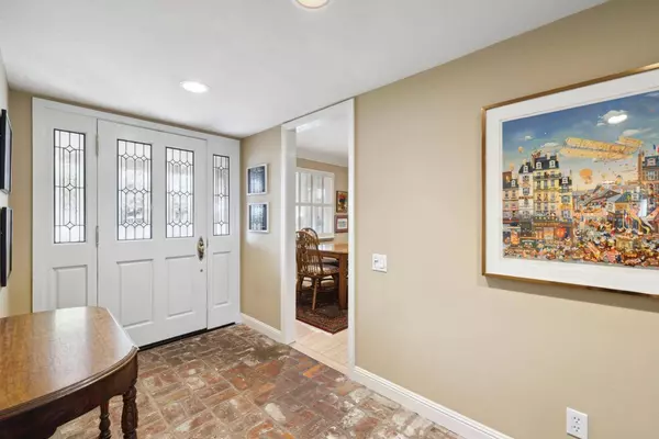 116 Clunie DR, Sacramento, CA 95864