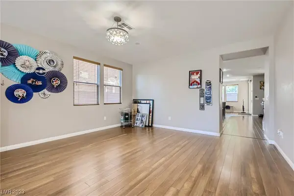 1843 Pallid Swift Court, North Las Vegas, NV 89084