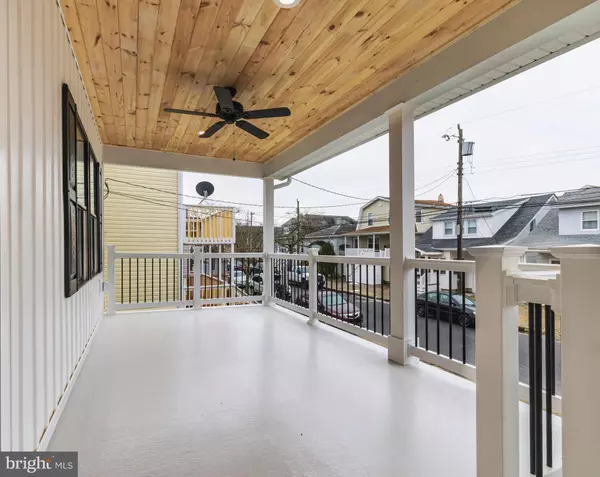 105 SACRAMENTO AVE N, Ventnor City, NJ 08406