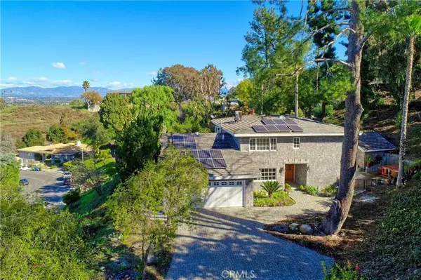 4913 Calvin AVE, Tarzana, CA 91356