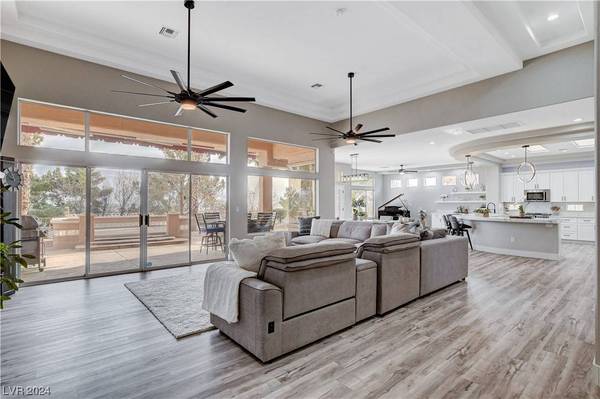 2408 Sierra Heights Drive, Las Vegas, NV 89134