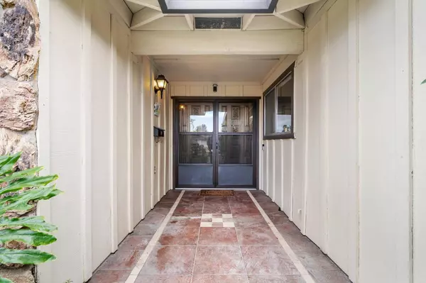 1516 Quail CIR, Roseville, CA 95661