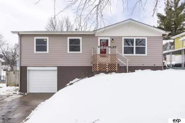 1203 W 14th Avenue, Bellevue, NE 68005