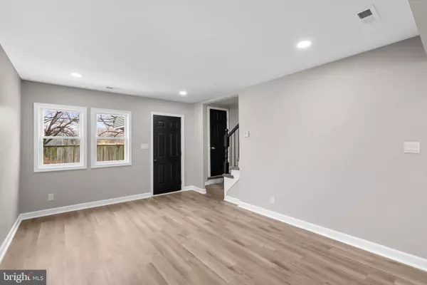 3004 GRANTLEY AVE, Baltimore, MD 21215