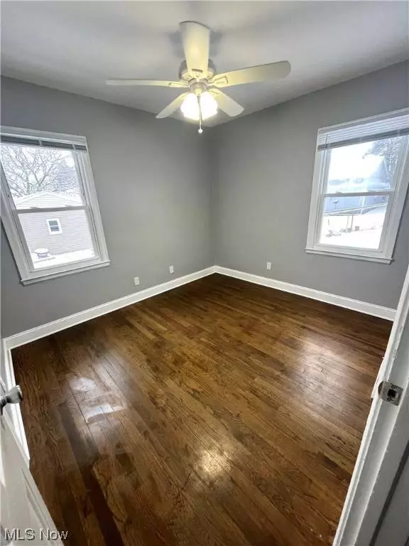 159 Evergreen CIR, Akron, OH 44301