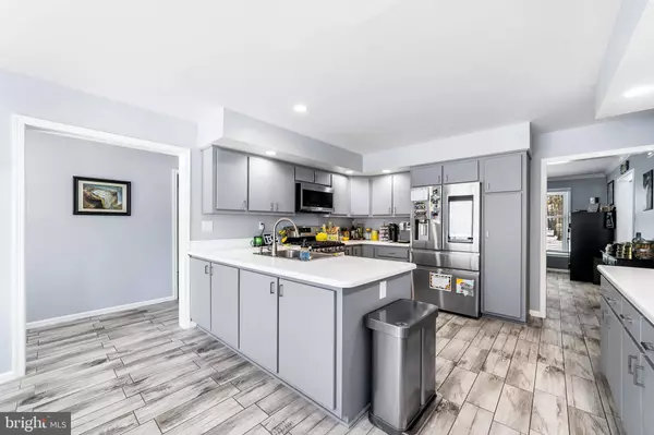 2 BRIDLEWOOD CT, Tabernacle, NJ 08088