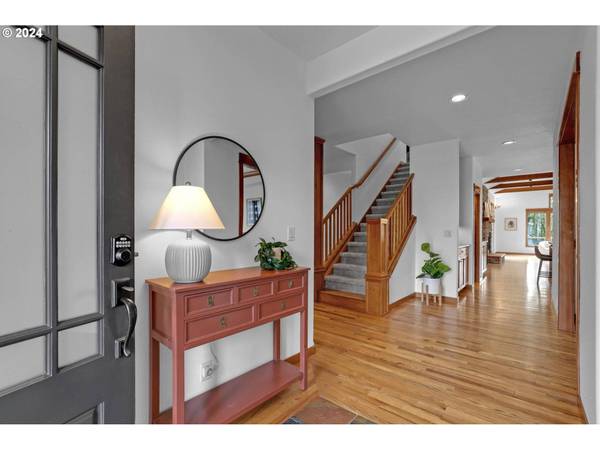 13310 NW HARTFORD ST, Portland, OR 97229
