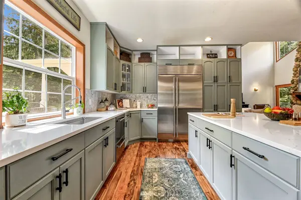 26506 SE 230th ST, Maple Valley, WA 98038