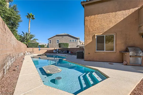 1843 Pallid Swift Court, North Las Vegas, NV 89084