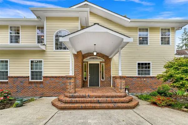 26506 SE 230th ST, Maple Valley, WA 98038