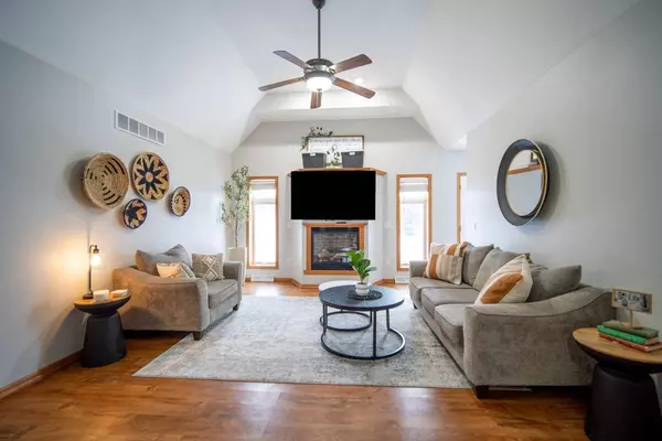 130 Cardinal Lane, Fall River, WI 53932