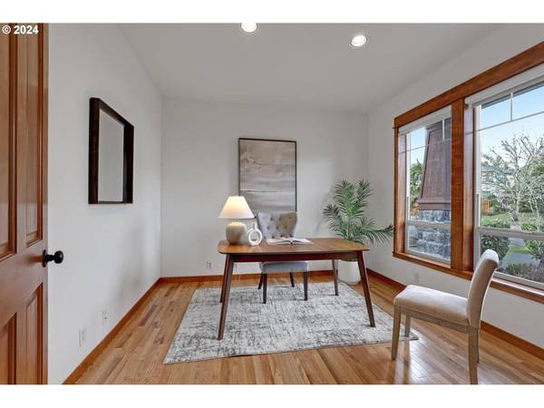 13310 NW HARTFORD ST, Portland, OR 97229