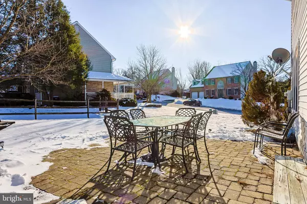 2250 BARRY CT, Easton, PA 18040