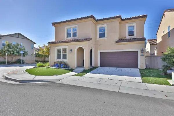 948 Rolling Dunes, San Diego, CA 92154