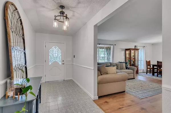 4328 Balboa Drive, Fort Worth, TX 76133