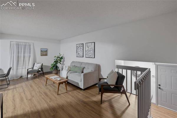 7345 Windy Peak DR, Colorado Springs, CO 80911