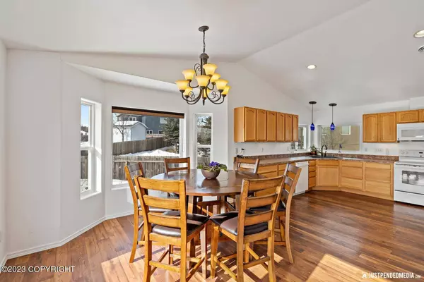 5976 Muirwood DR, Anchorage, AK 99502