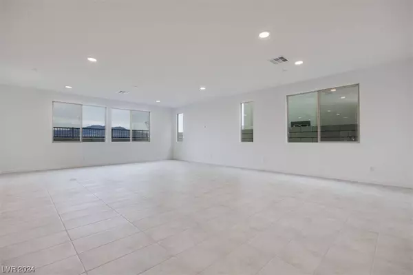 10363 Vonbulin Avenue, Las Vegas, NV 89124