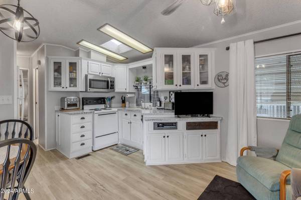 8700 E University Drive #1944, Mesa, AZ 85207