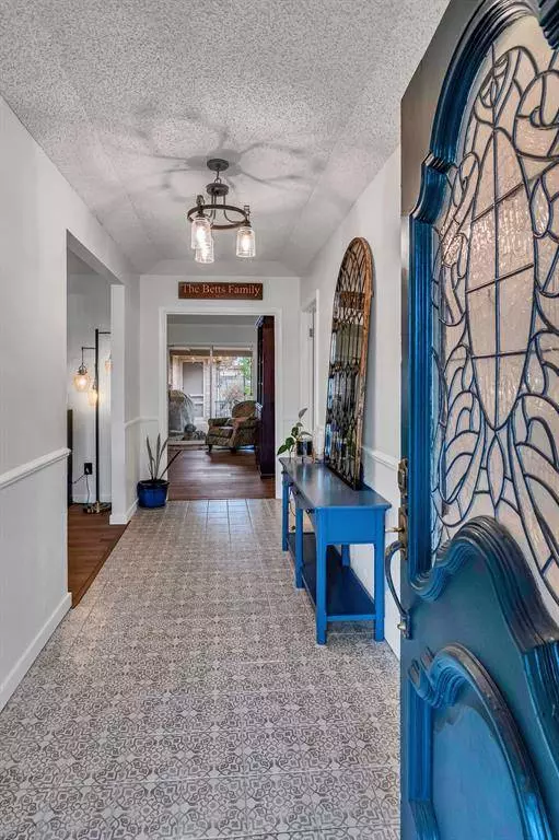 4328 Balboa Drive, Fort Worth, TX 76133