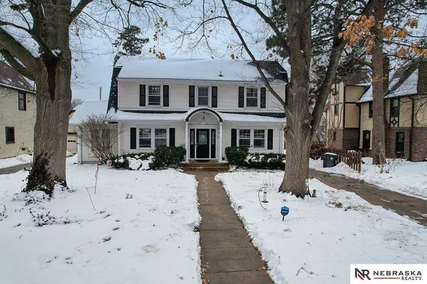 1201 N 37th Street, Lincoln, NE 68503