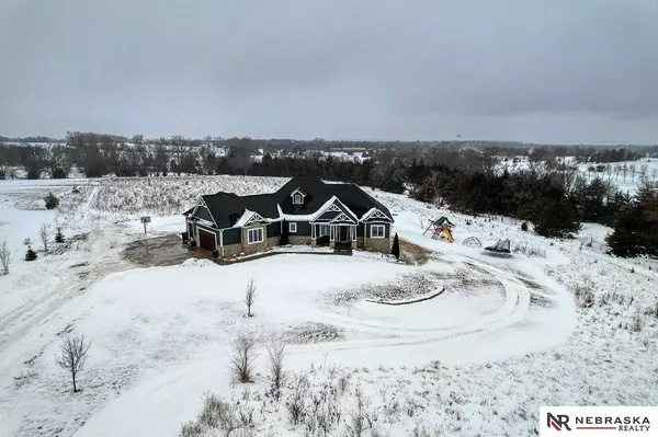 7845 Martell Road, Hickman, NE 68372