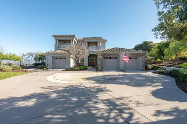 19826 Spring Ridge TER, Salinas, CA 93908