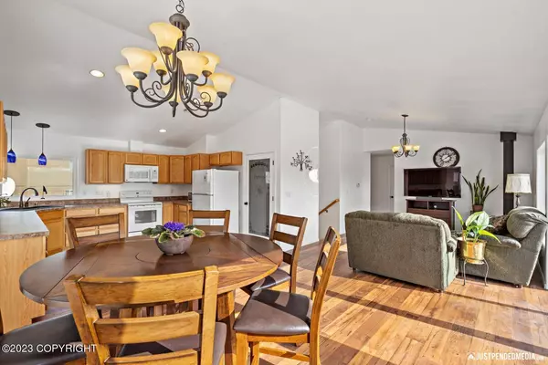 5976 Muirwood DR, Anchorage, AK 99502