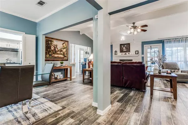 525 Kingsbridge Drive, Garland, TX 75040