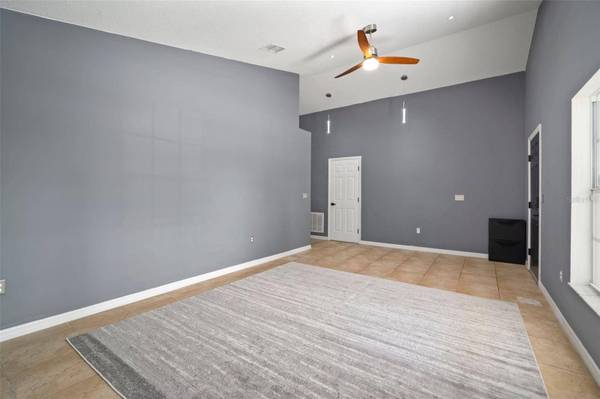 2721 W UNION ST, Tampa, FL 33607