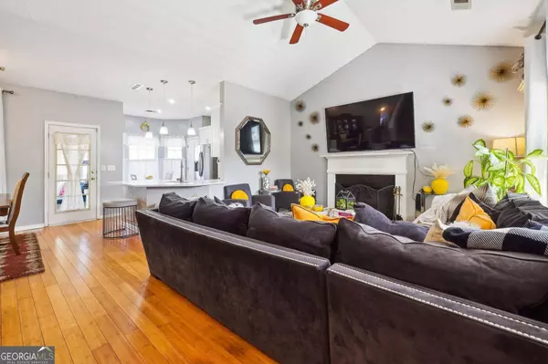 2720 Lake Park RDG E, Acworth, GA 30101