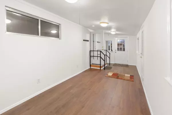 2252 Table Rock Rd #SPC 143, Medford, OR 97501