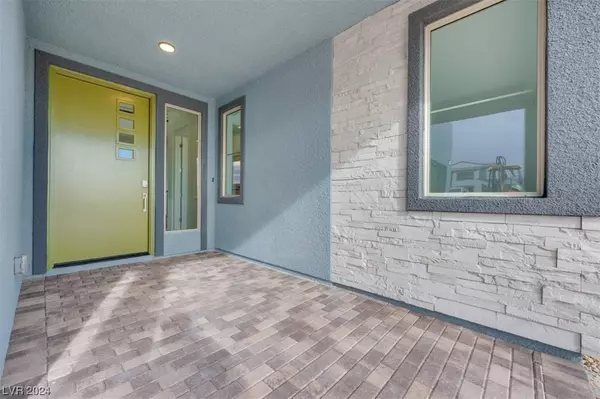 10363 Vonbulin Avenue, Las Vegas, NV 89124