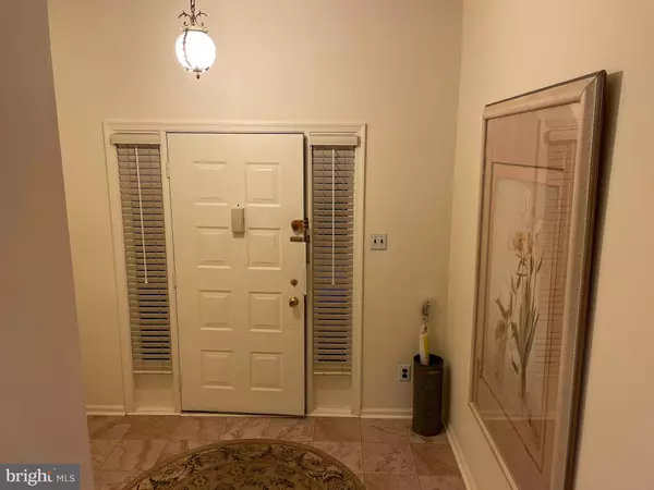 324 KINGS CROFT, Cherry Hill, NJ 08034