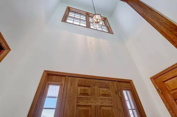 1212 Wenzel Way, Waunakee, WI 53597