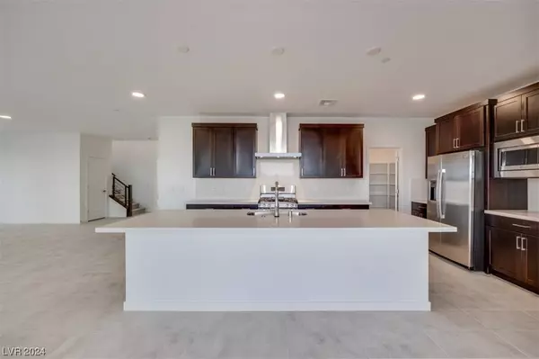 10363 Vonbulin Avenue, Las Vegas, NV 89124