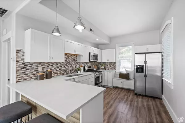 225 E 5TH AVE N, Salt Lake City, UT 84103