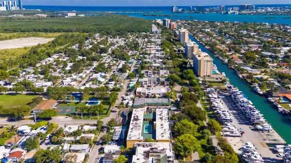 1975 NE 135th St #3L, North Miami, FL 33181