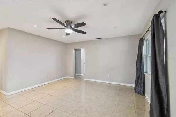 4606 S CLARK AVE, Tampa, FL 33611